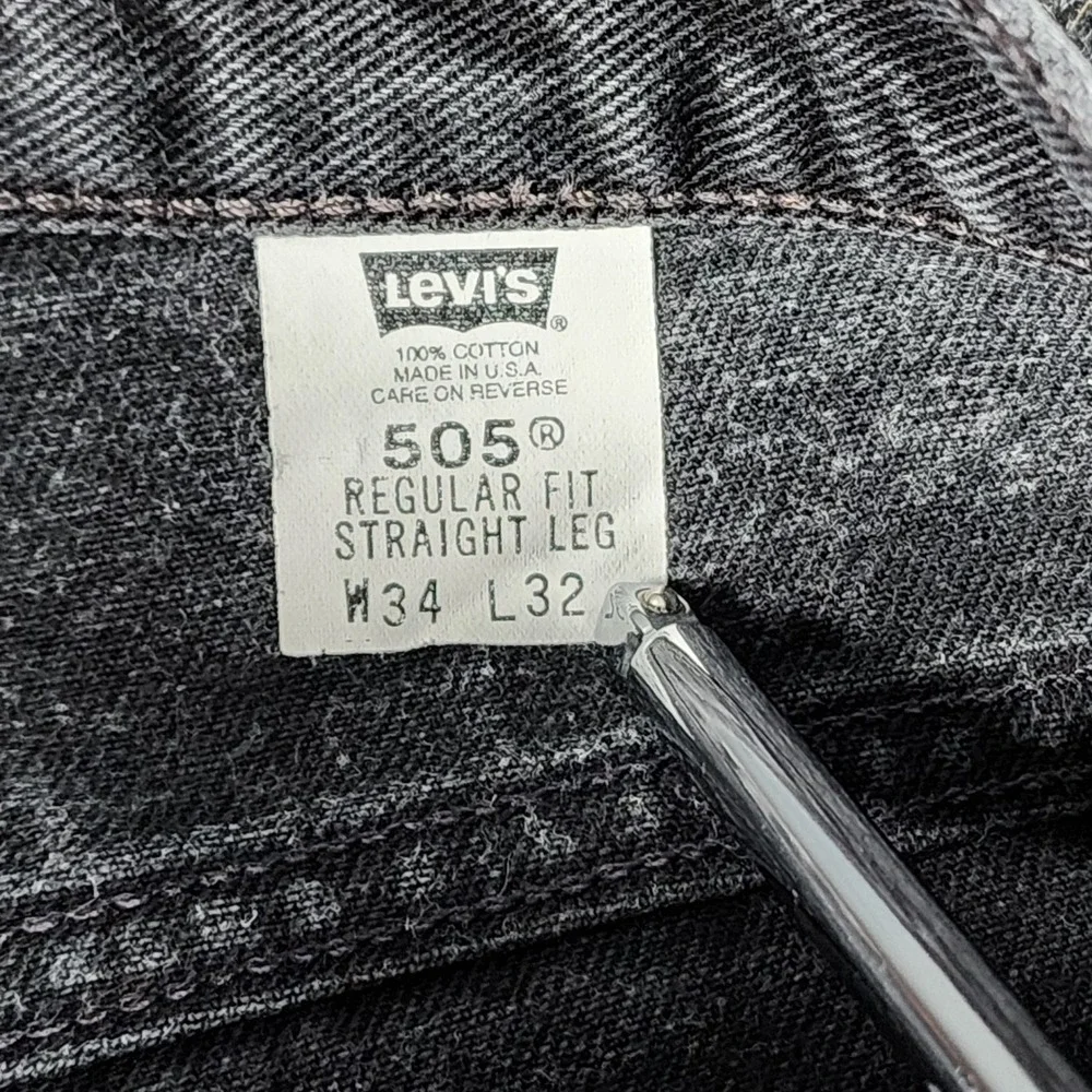 Vintage Levis 505 Mens 34x32 Faded Black Regular Fit Straight Leg Jeans USA Made